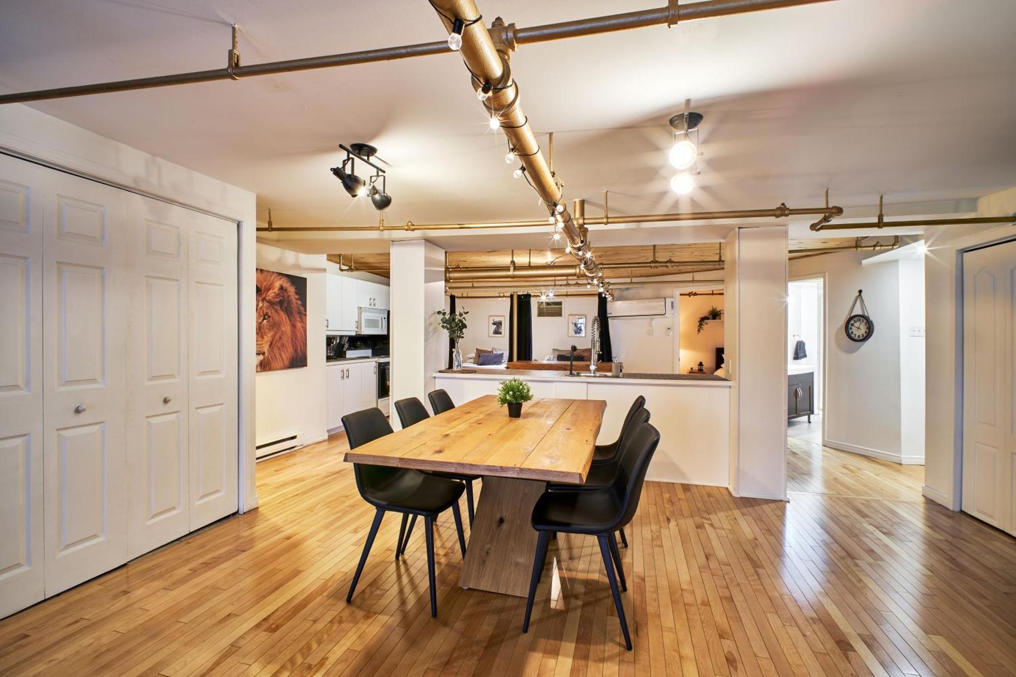 Lion'S Den // Spacious 1500 Sqft Квебек Экстерьер фото